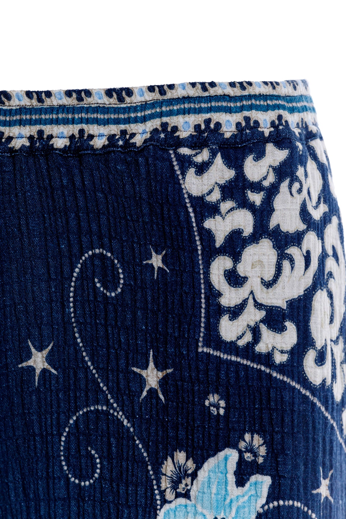 Malaga Shorts Handmade Crochet Sereia Agua Bendita