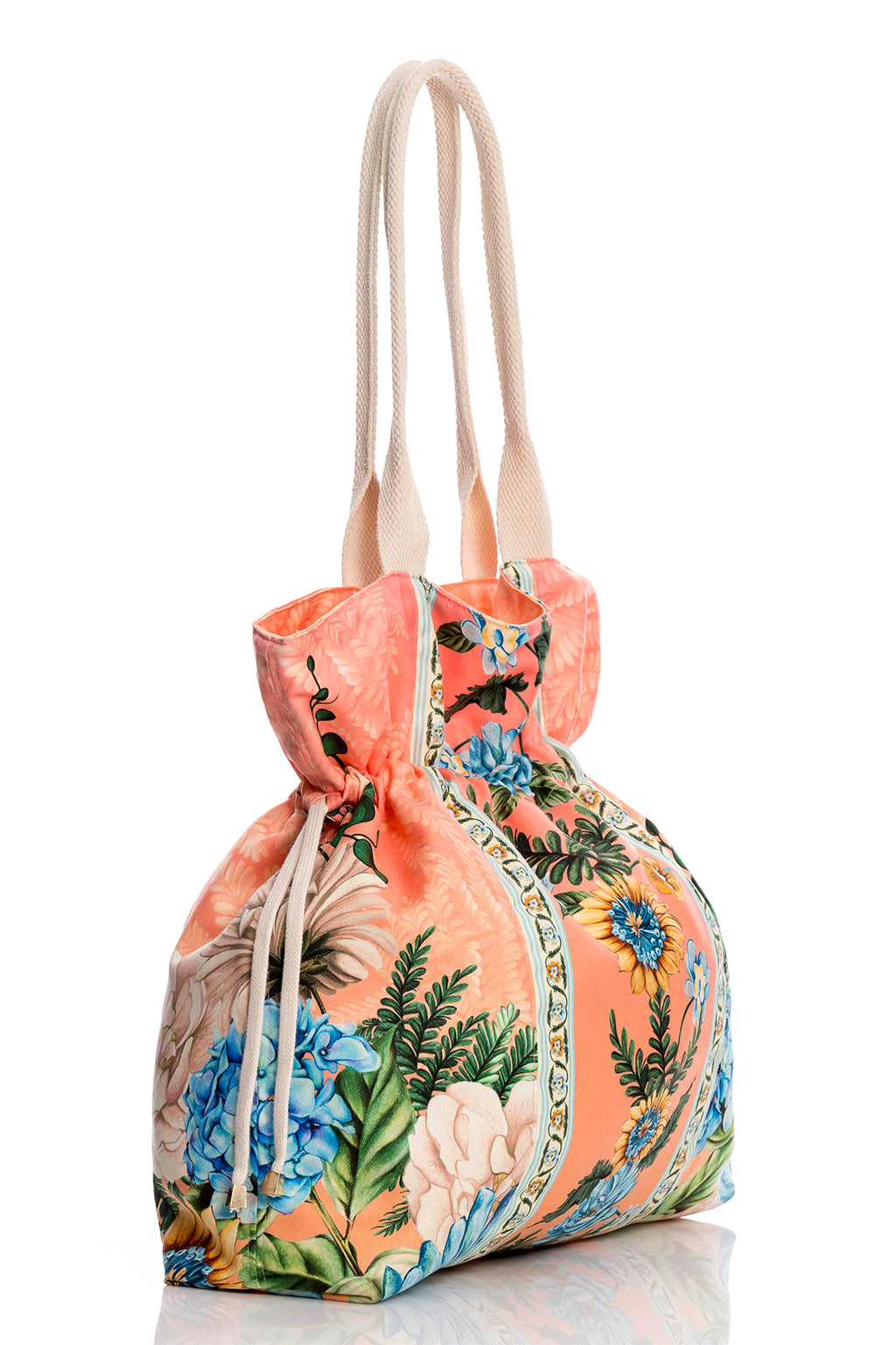 Agua Bendita Sonja Beach Bag